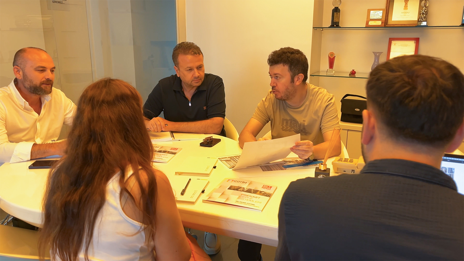 İzotim tanıtım videosu kapağı